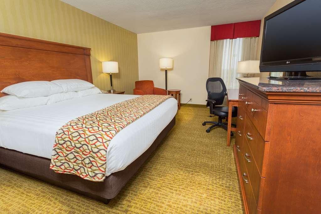 Drury Inn & Suites Маріон Номер фото