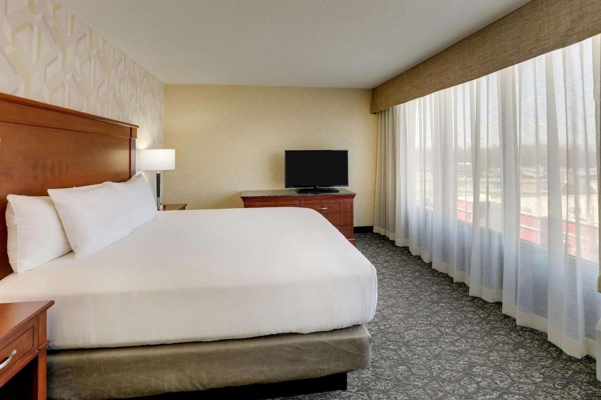 Drury Inn & Suites Маріон Екстер'єр фото